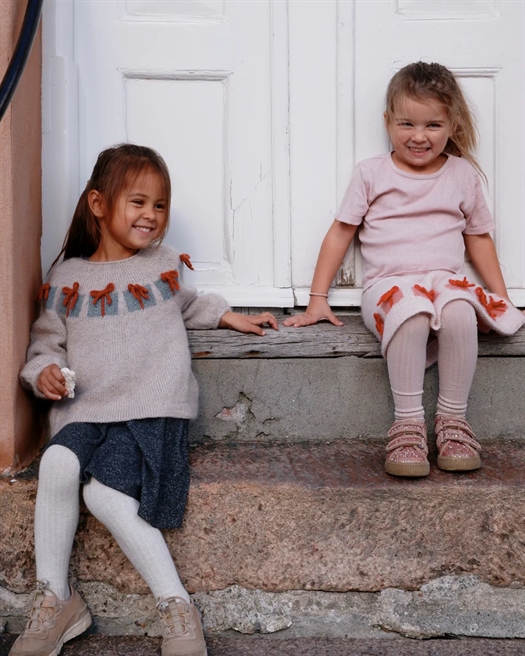 JULEMORGEN KJOLE fra Knitting for Olive